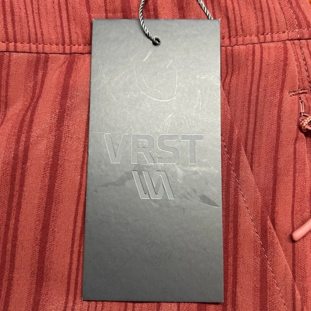 NWT VRST Men's Resort Shorts Brief Lined Striped Burgundy Size Med